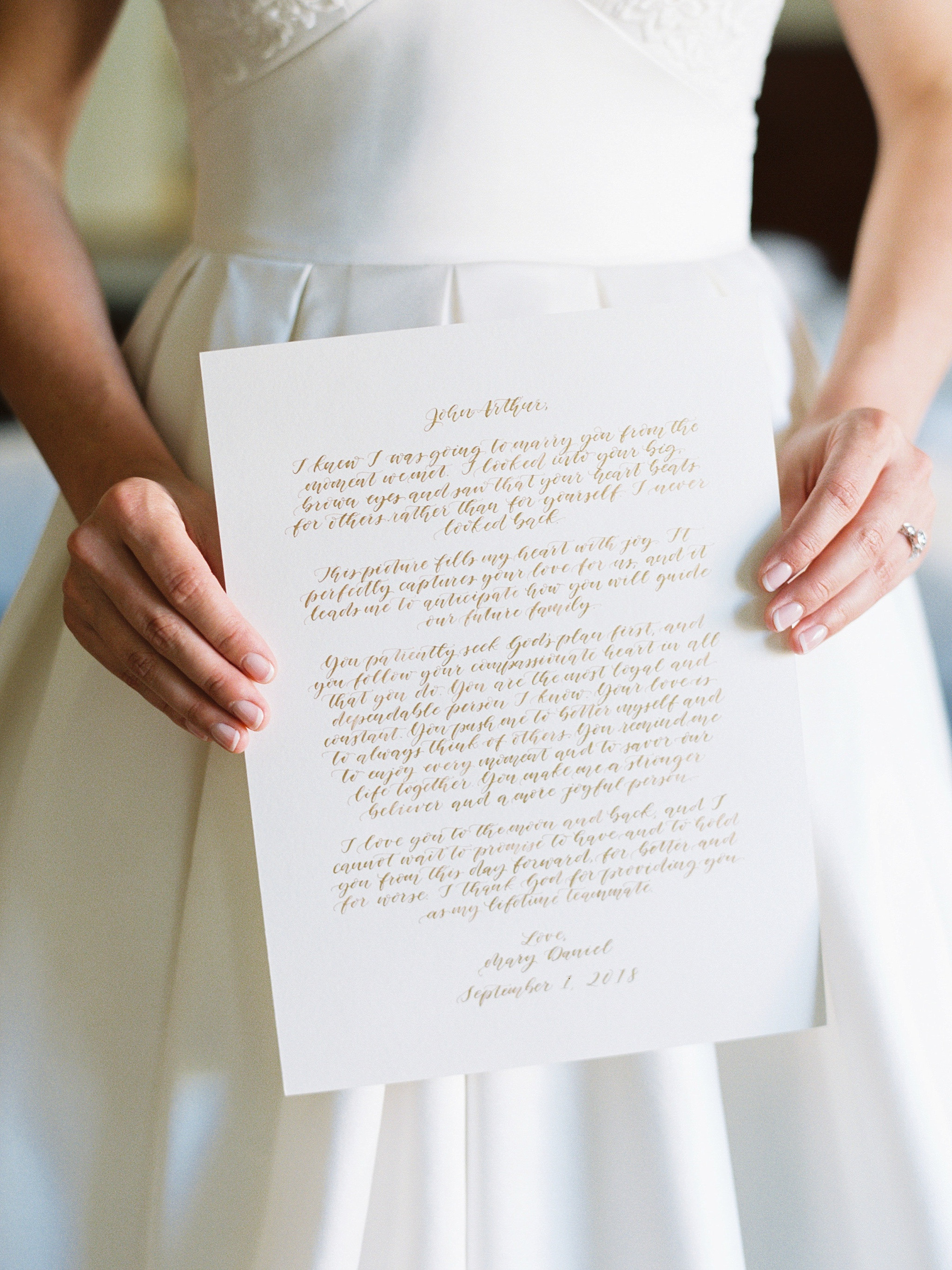 Bride getting ready at Clinton Library Little Rock