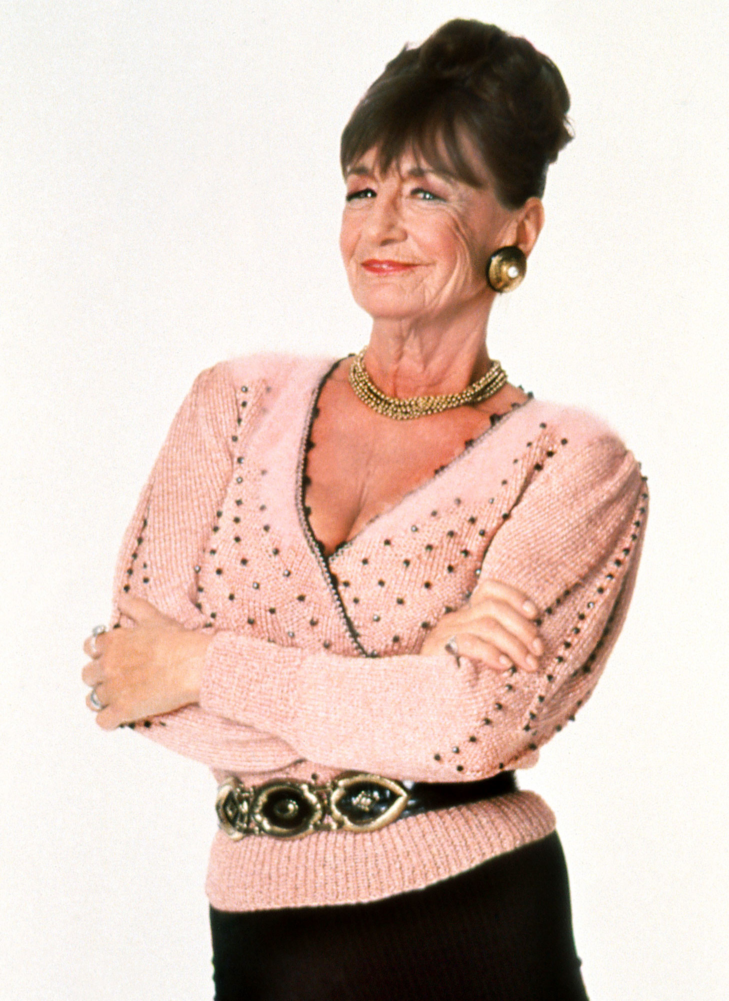 Elmarie Wendel as Mamie Dubcek in 3rd Rock From the Sun