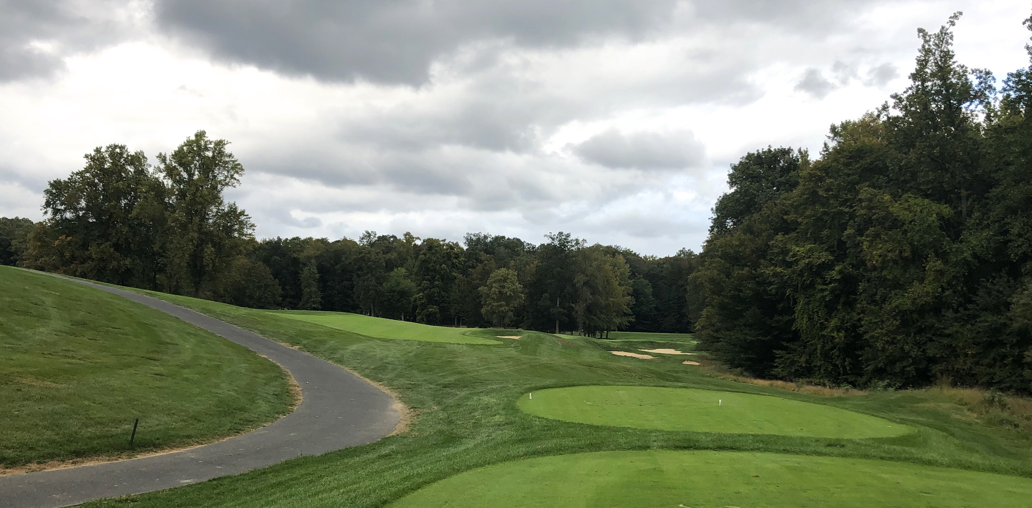 Bulle Rock Golf's fun par 4 14th hole, a shorter hole offering a birdie opportunity with strategic bunkering.