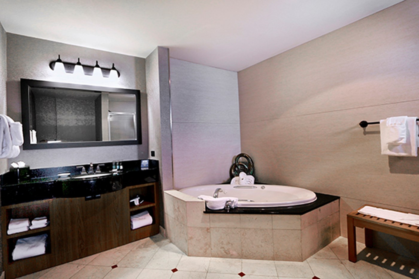 Chief Suite Bathroom with Jetted Tub