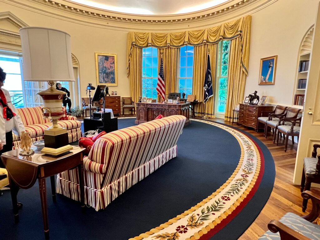 Replica Oval Office exhibit inside the Clinton Presidential Library in Little Rock