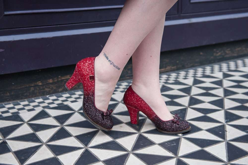 Kat Forsyth posing in her full retro outfit with the ombre shoes