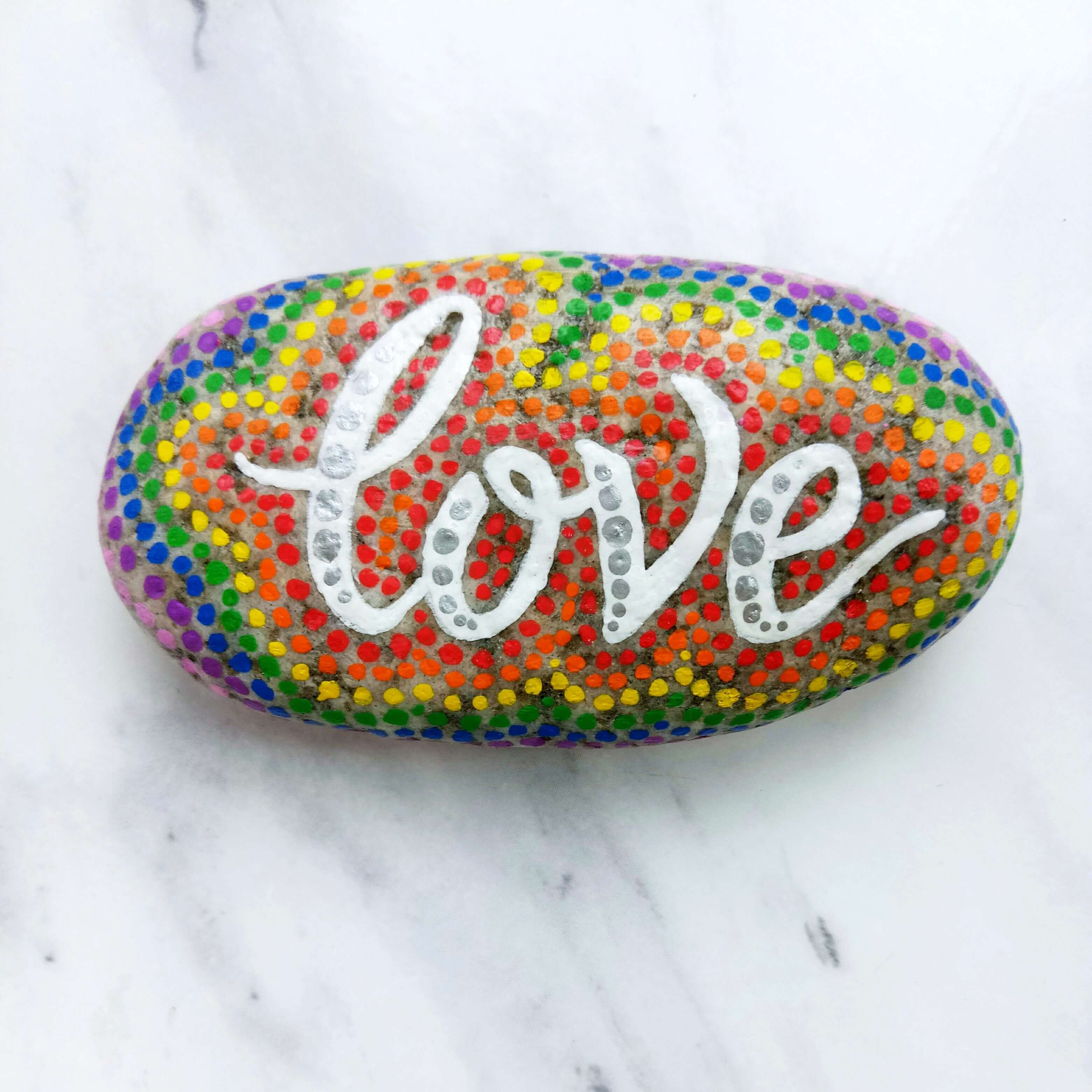 Love Dots Rock Painting Ideas for Minimalist Romance