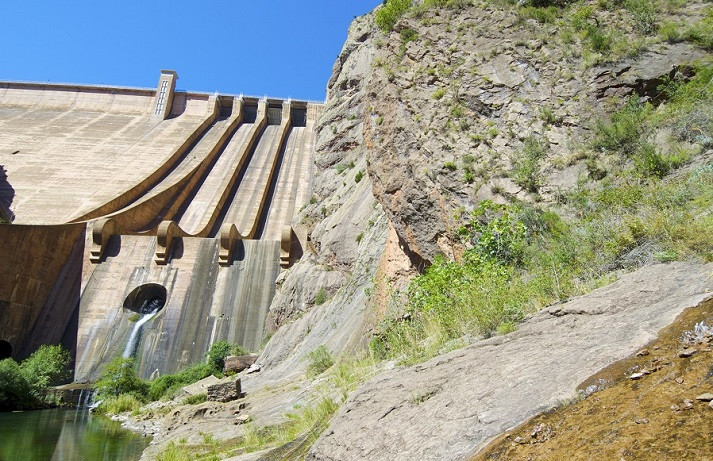 dam