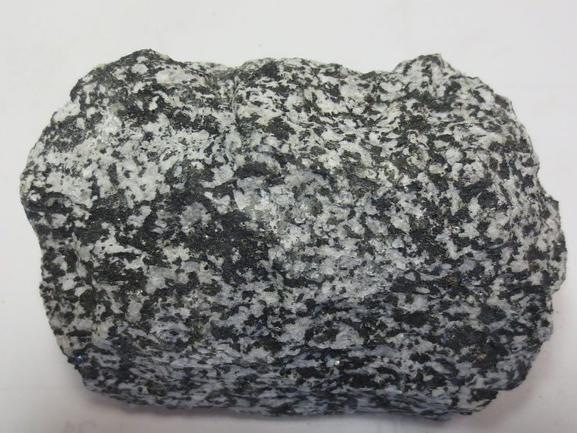 Mafic rock water feature