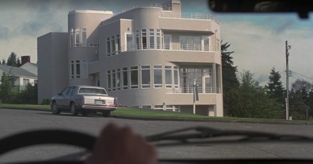 The Mott House showcasing its modern architectural style as featured in The Hand That Rocks the Cradle