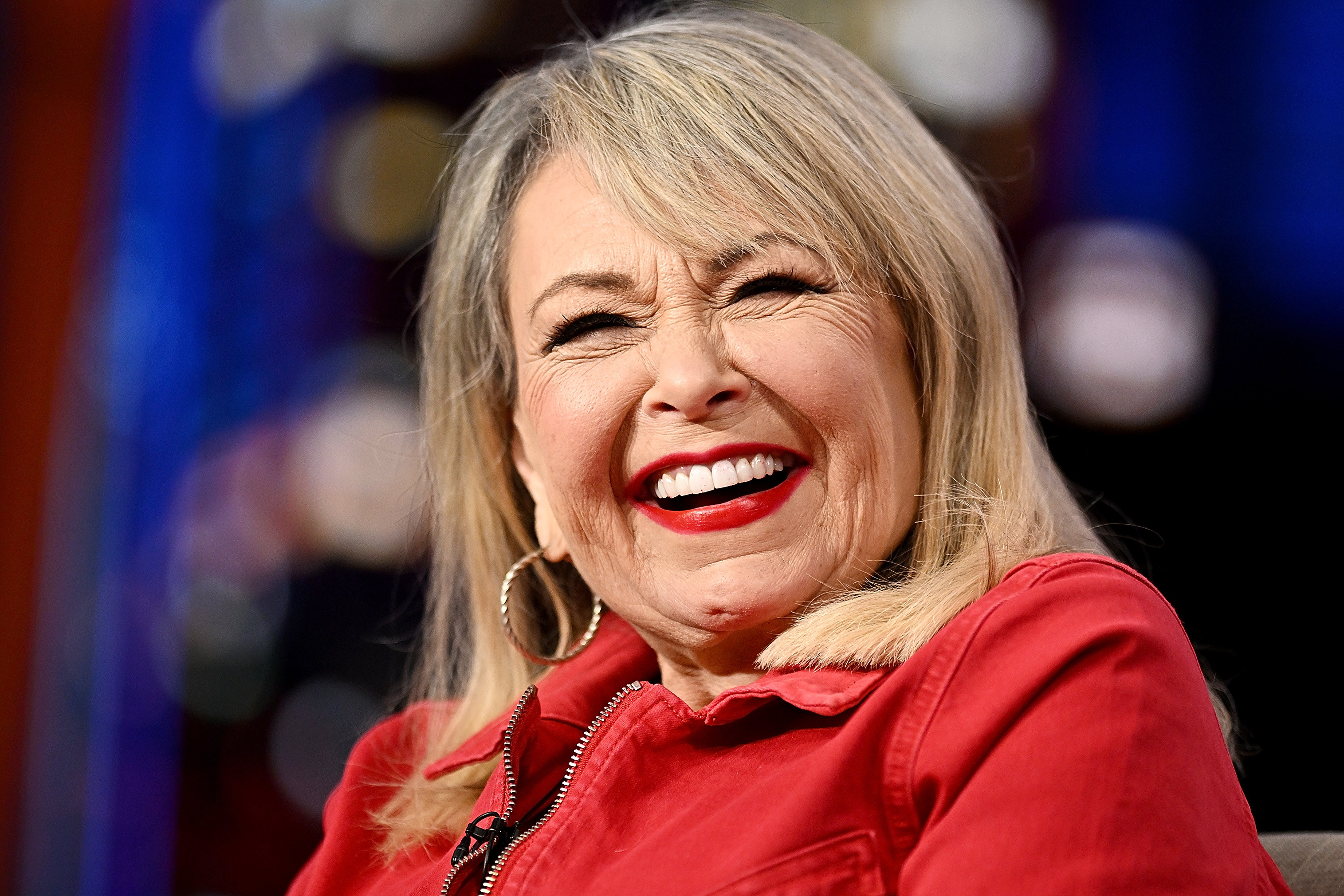 Roseanne Barr supporting Trump