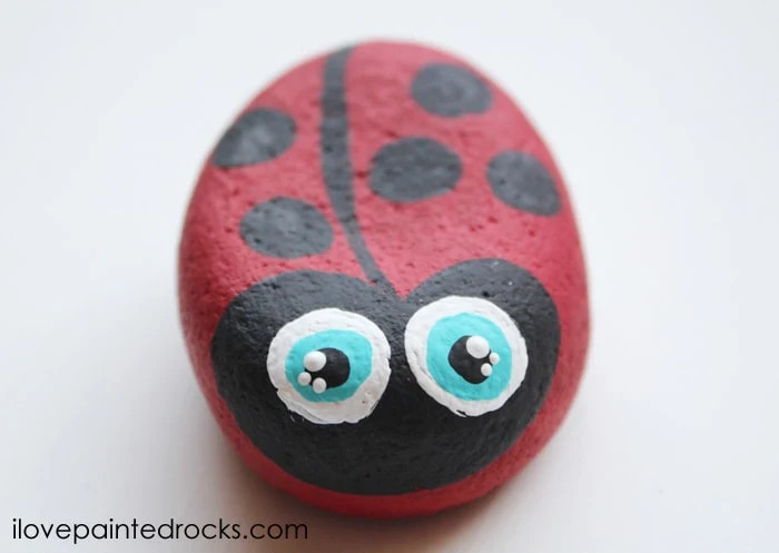 Best ladybug rock painting ideas