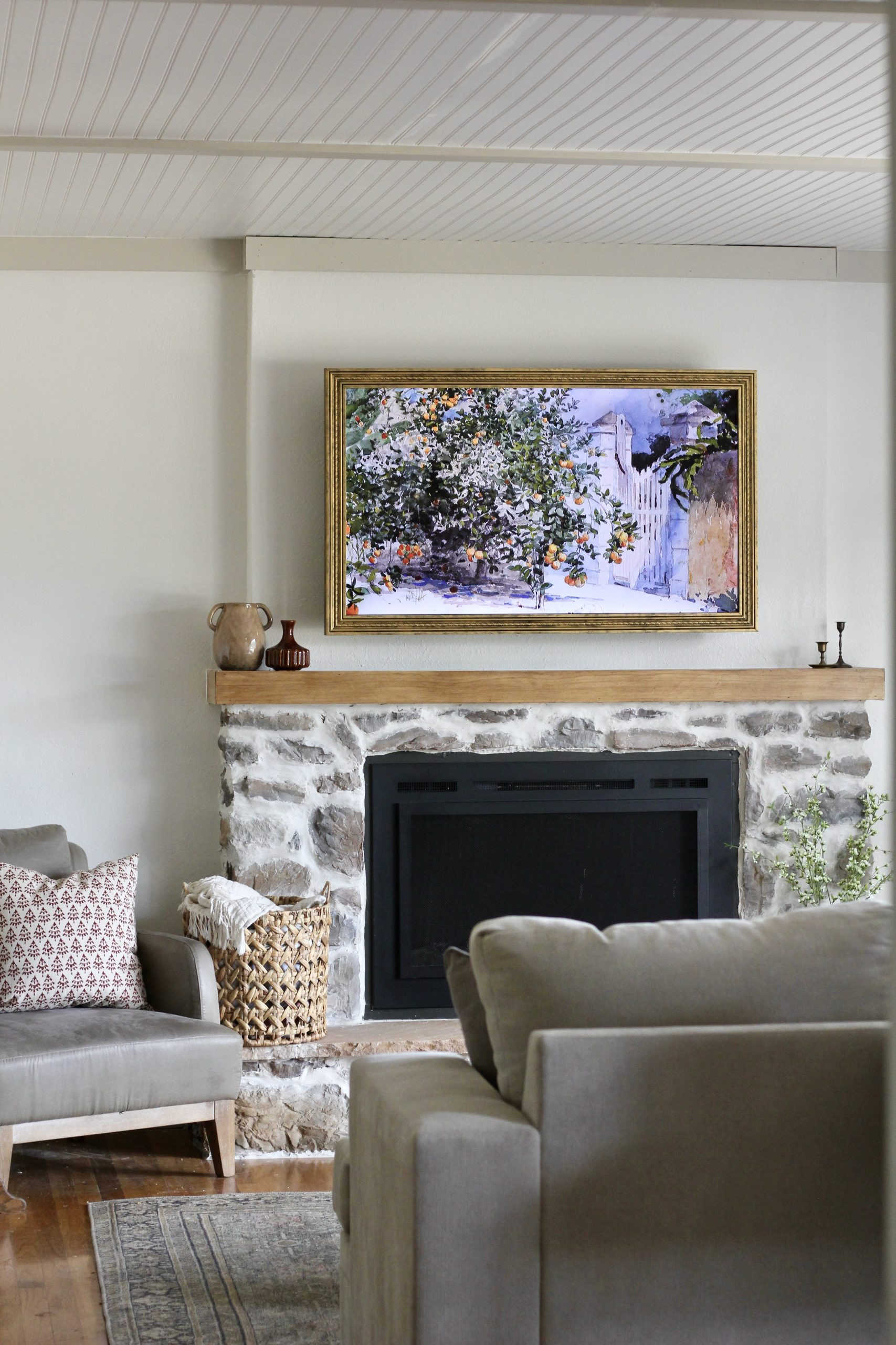 Stone Veneer Fireplace Installation: Choosing the Right Stone