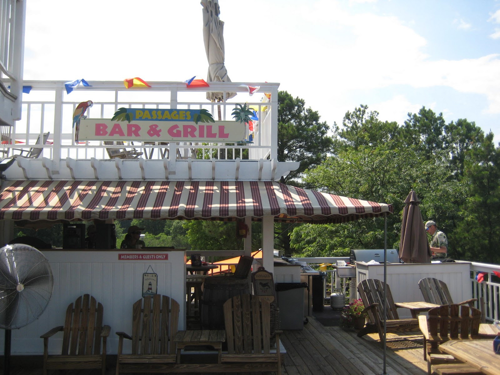 marina bar