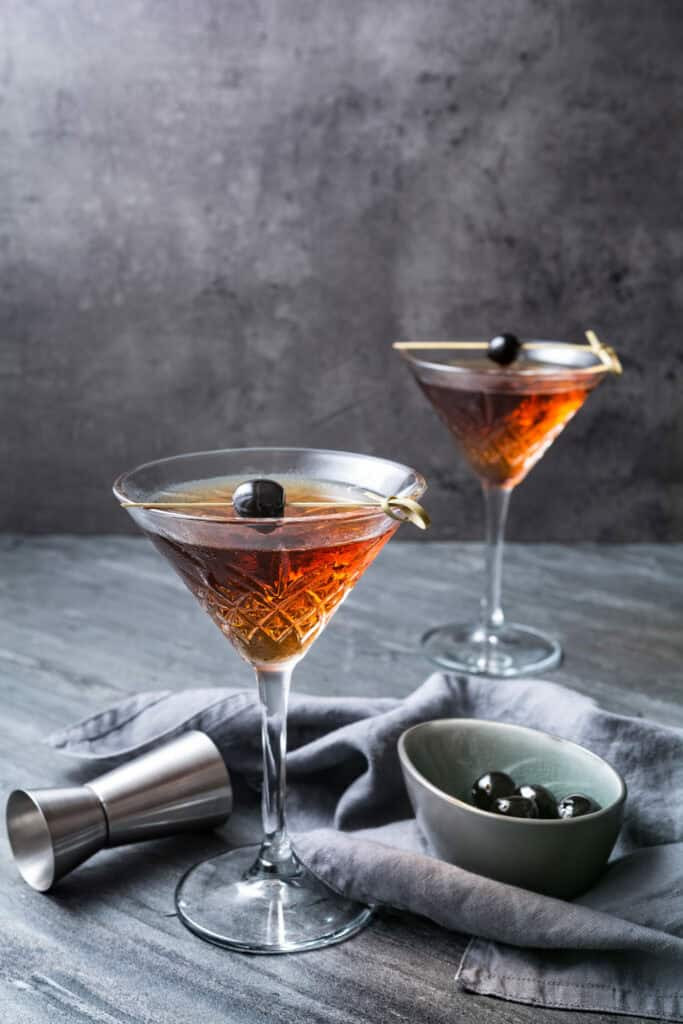 Manhattan Drink featured image below 2