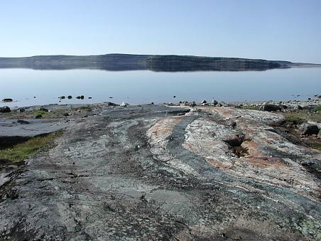 Metamorphosed rocks of the Nuvvuagittuq Greenstone Belt in Porpoise Cove, Quebec.