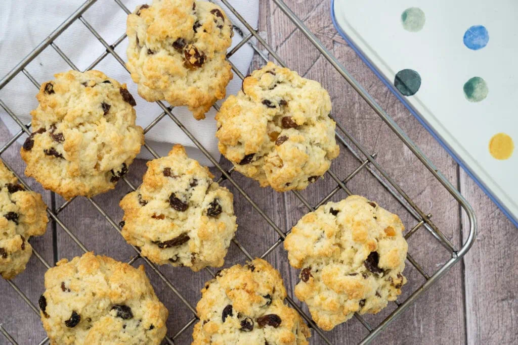 British rock cakes with dried fruit