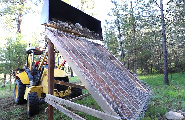 DIY rock grizzly for sifting soil