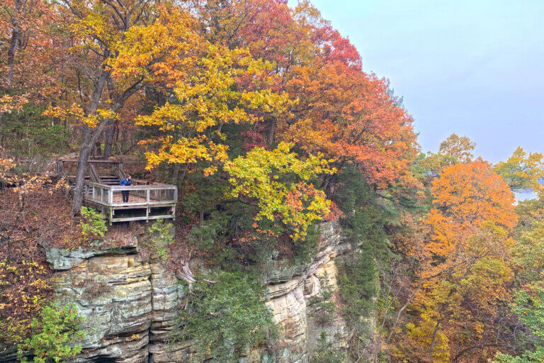 Wildcat Overlook in fall at Starved Rock State Park